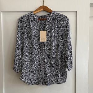 NWT NYDJ Blue and White Floral Blouse